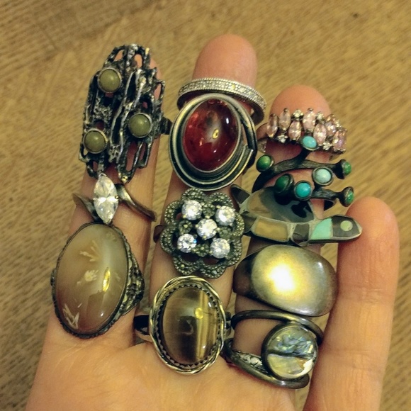 7 Vintage Sterling Rings Sold as a Lot - Picture 2 of 6